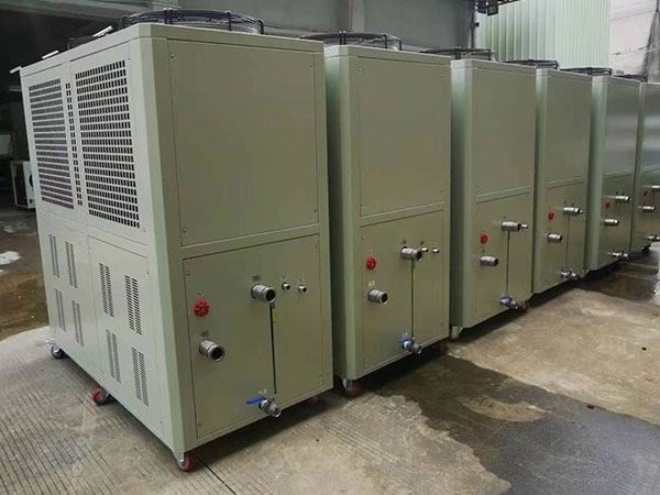 Water chiller in automobile manufacturing industry
